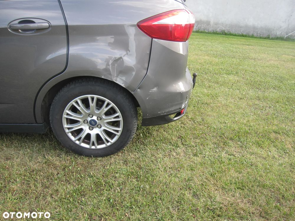 Ford C-MAX 2.0 TDCi Titanium - 19