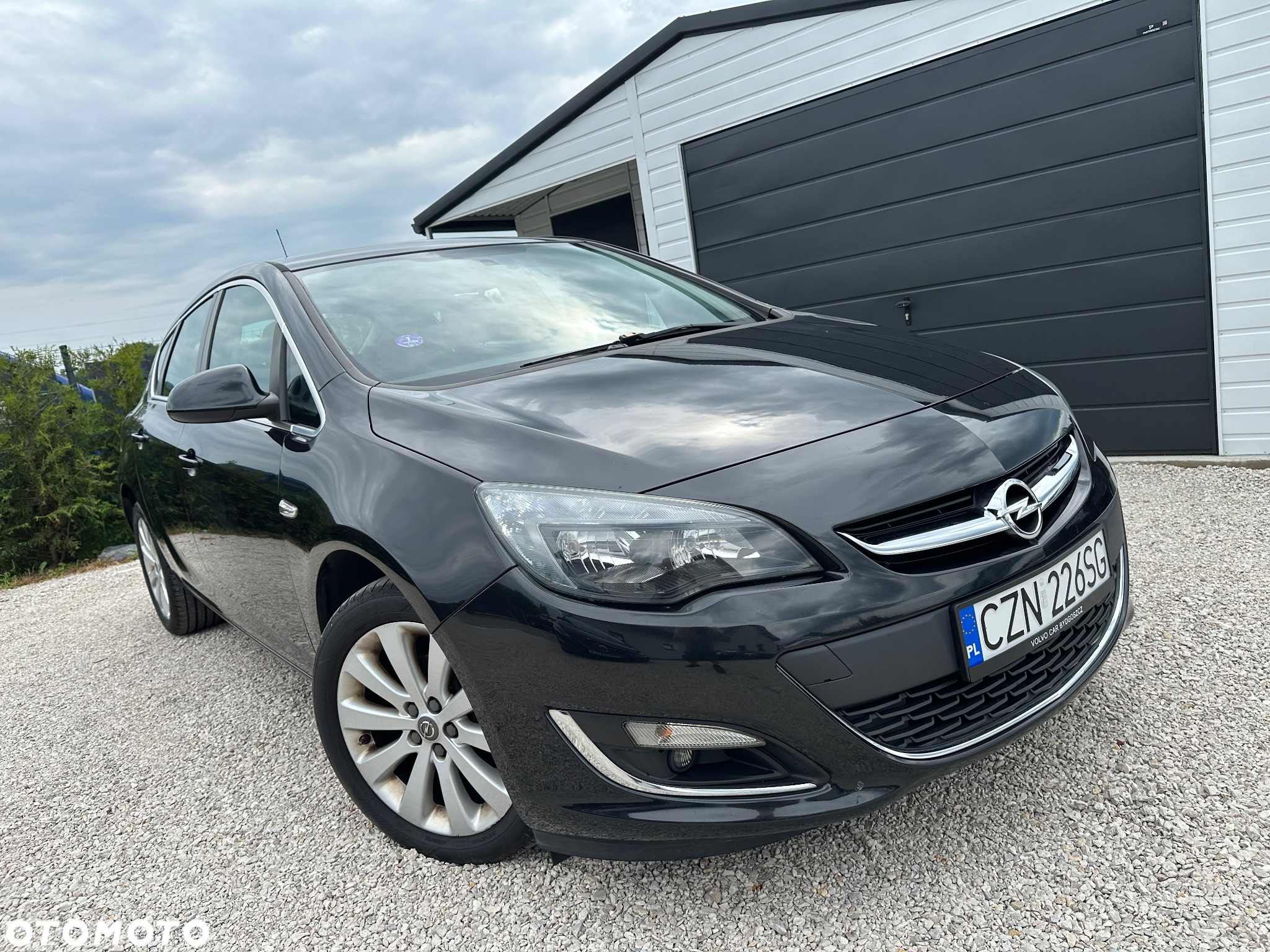 Opel Astra 1.4 Turbo Cosmo - 2