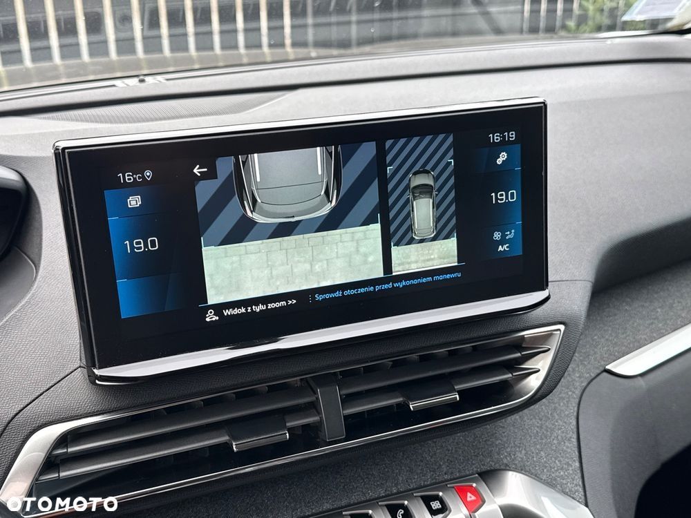 Peugeot 3008 1.5 BlueHDi Allure Pack S&S EAT8 - 36