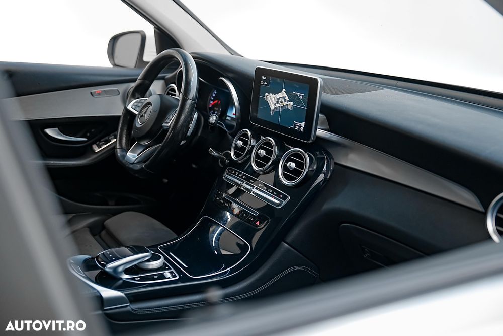 Mercedes-Benz GLC 250 d 4MATIC 9G-TRONIC AMG Line - 17