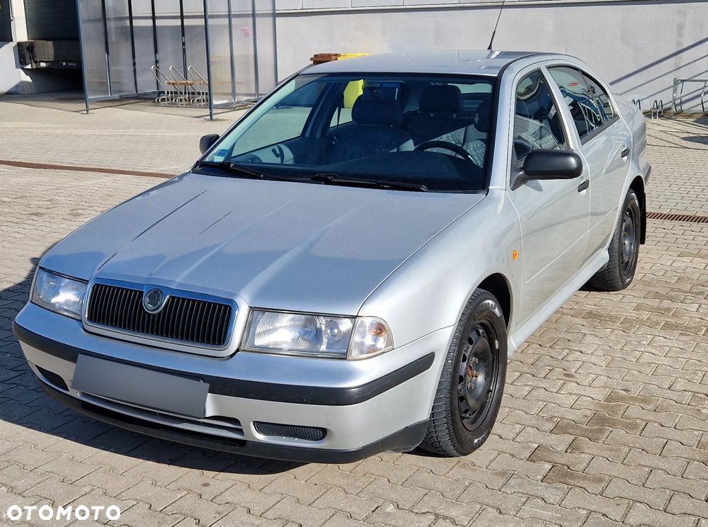Skoda Octavia 1.6 LX - 5