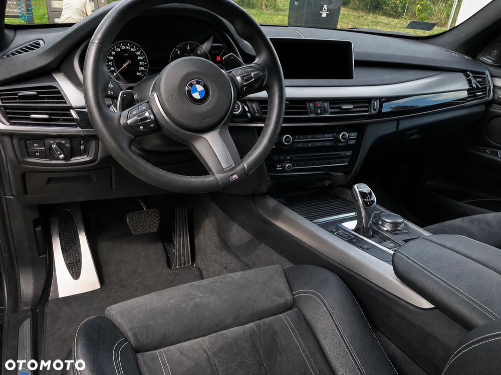 BMW X5 xDrive25d - 11