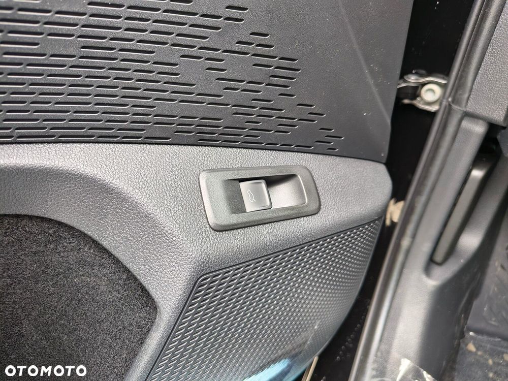 Skoda Octavia 2.0 TDI Selection DSG - 22