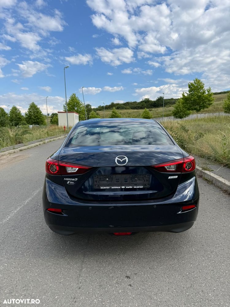 Mazda 3 - 6