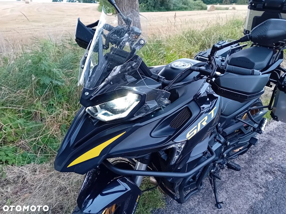 QJMOTOR SRT900SX - 19