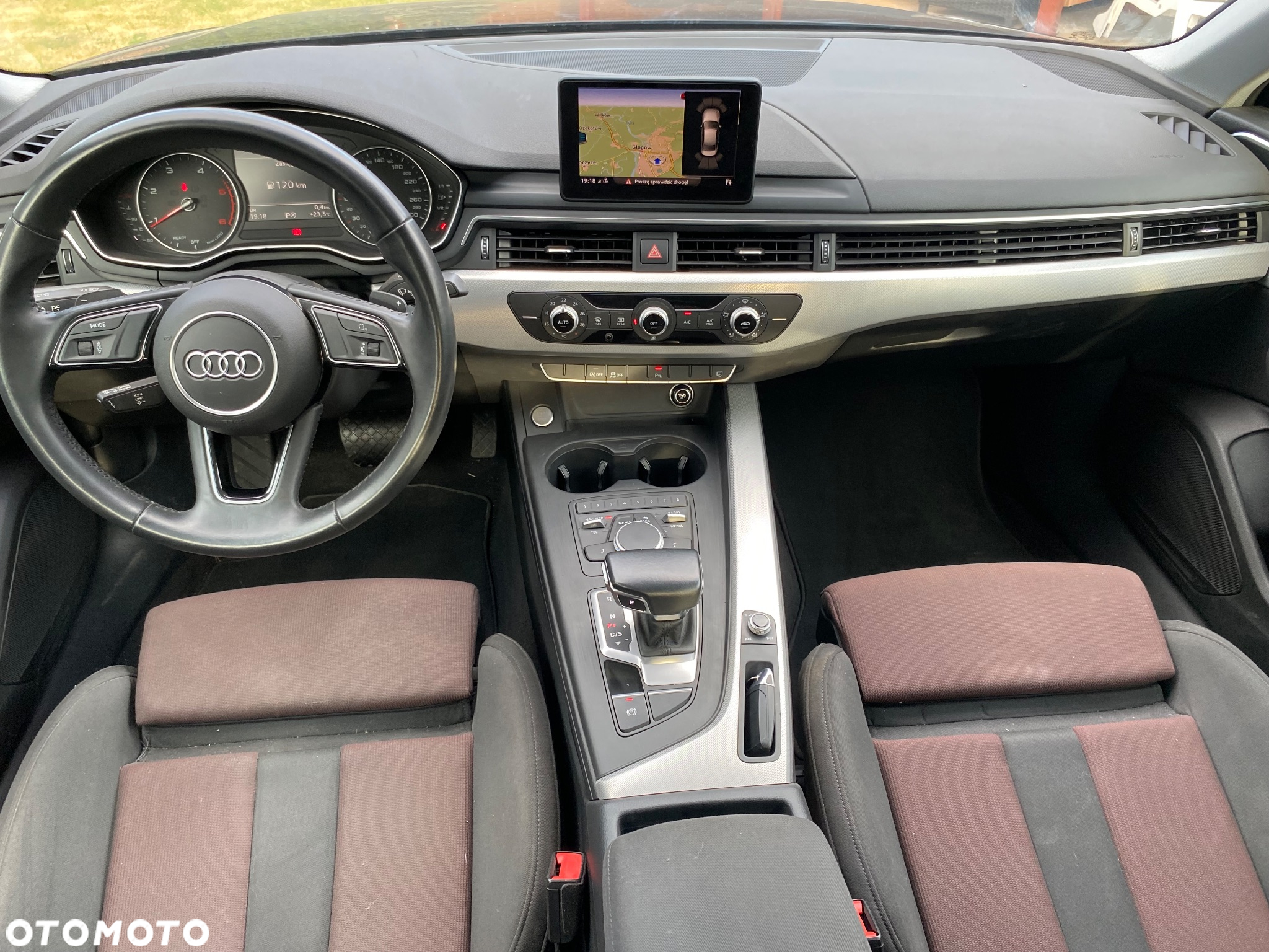 Audi A4 2.0 TDI S tronic design - 12