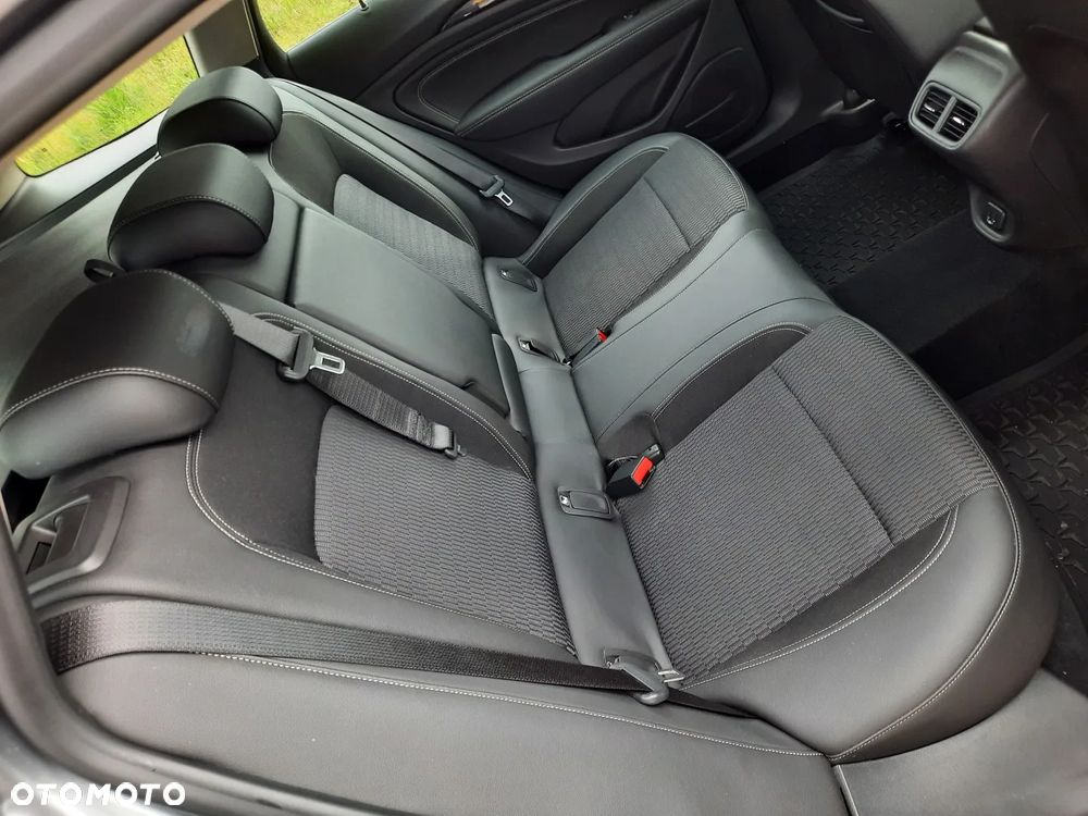 Opel Insignia 2.0 CDTI Sports Tourer ecoFLEXStart/Stop - 23