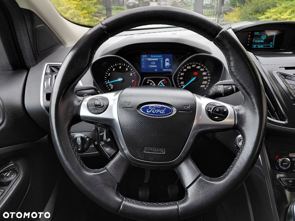 Ford Kuga 1.6 EcoBoost 2x4 Titanium - 28