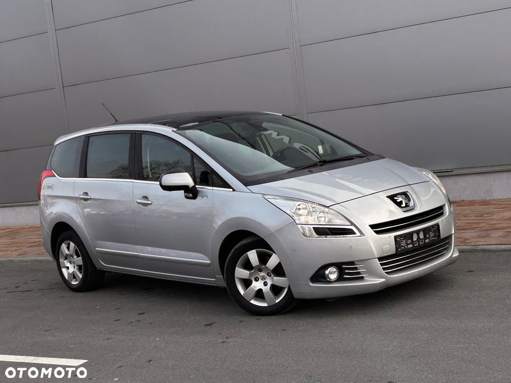 Peugeot 5008 HDI FAP 150 Family Plus - 10