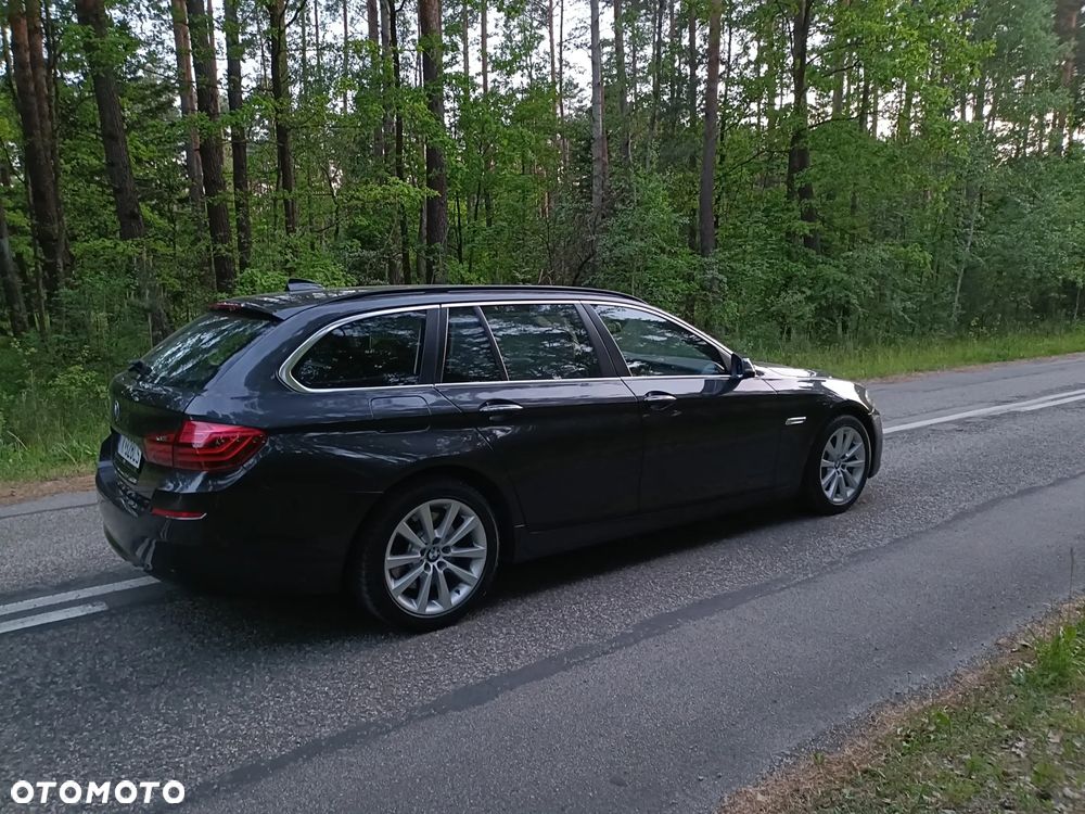 BMW Seria 5 530d xDrive - 17