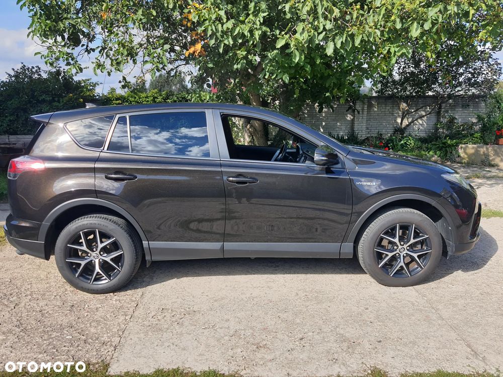 Toyota RAV4 Hybrid Premium 4x4 - 8