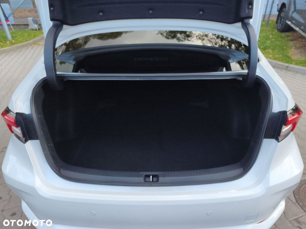 Toyota Corolla 1.8 Hybrid GR Sport - 27