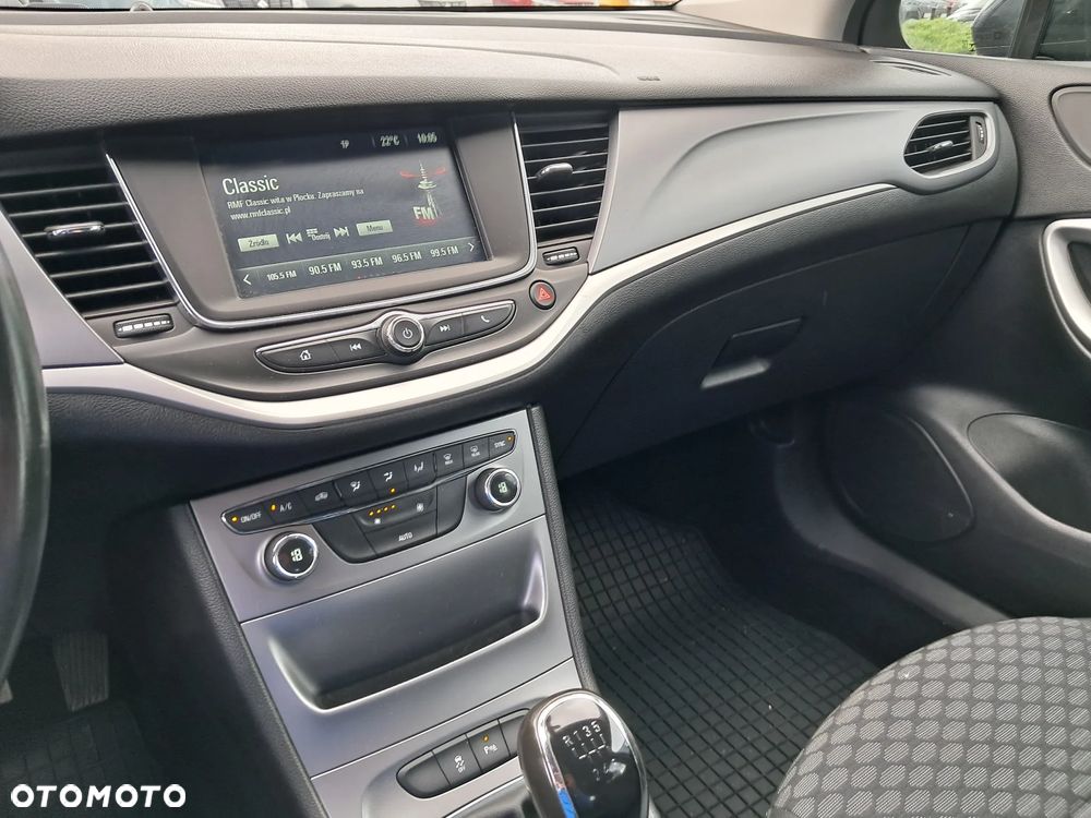 Opel Astra 1.4 T Dynamic S&S - 14