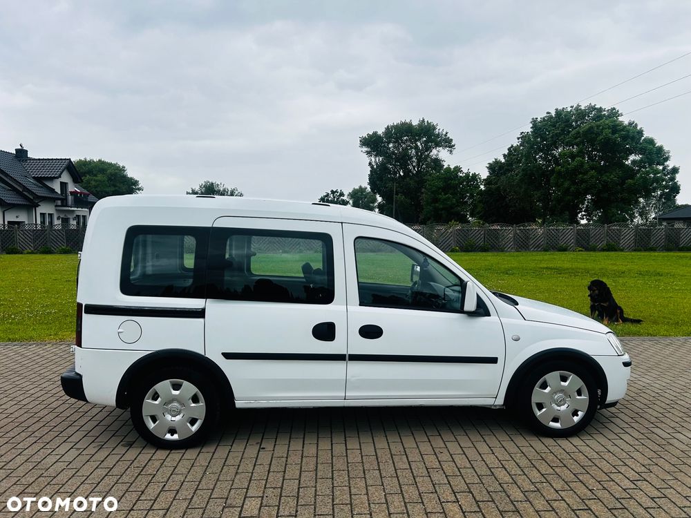 Opel Combo Tour Enjoy - 13