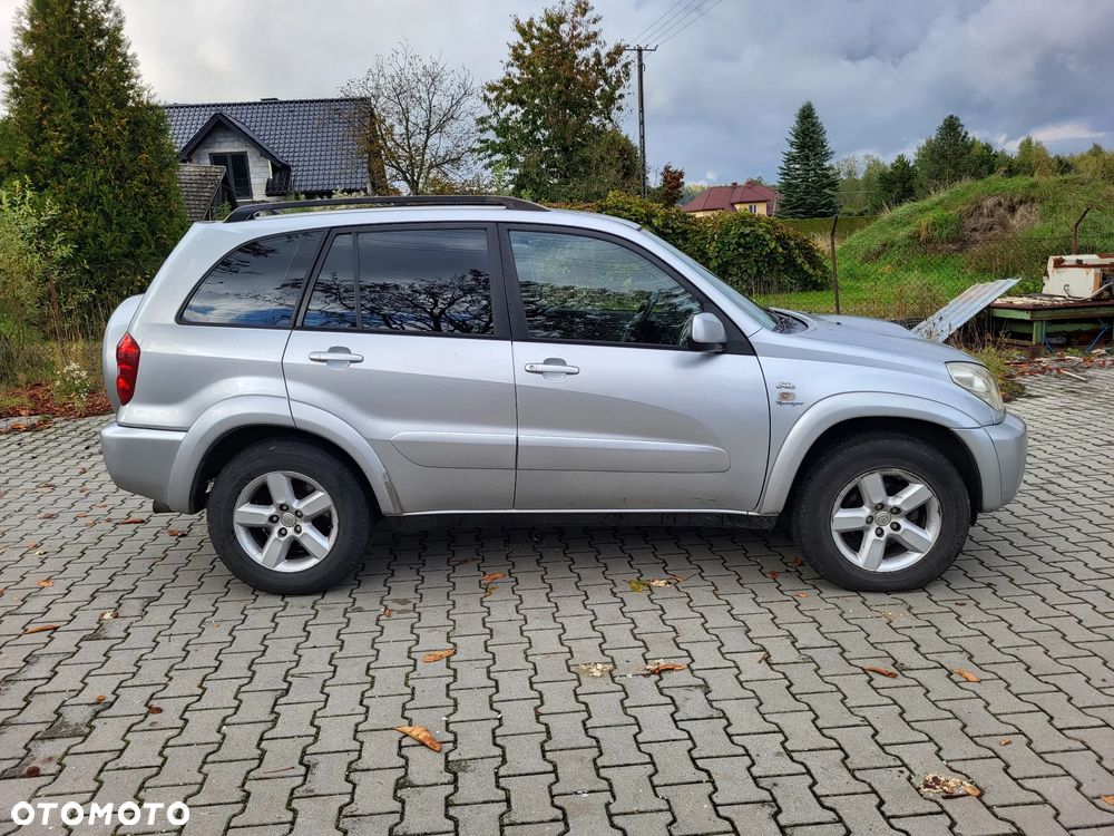 Toyota RAV4 2.0 D-4D 4x4 - 6