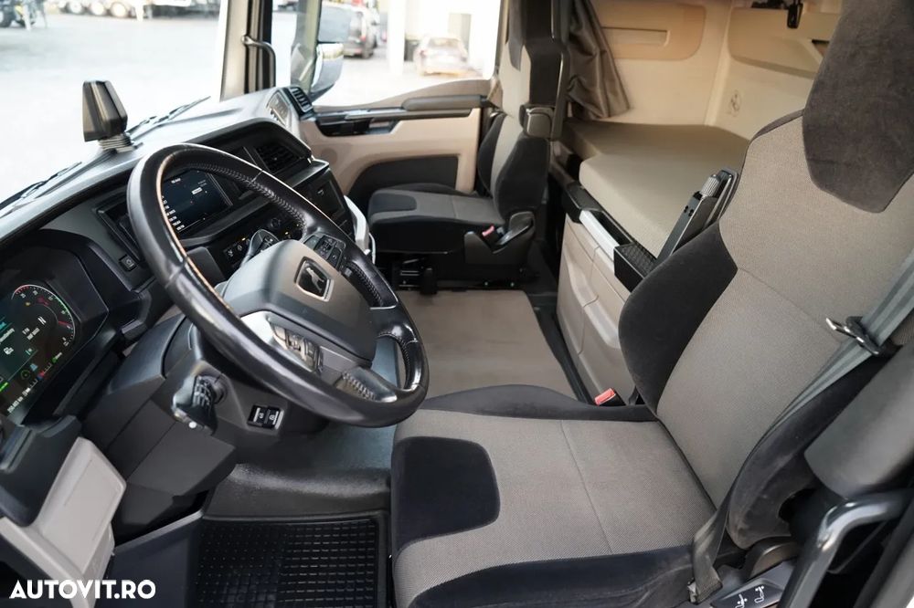 MAN 26.480 / SOLO / MEGA / 6X2 / AER CONDIȚIONAT PARCARE / PUNTE RIDICATĂ / ȘINGURI CAMIOANĂ - 25