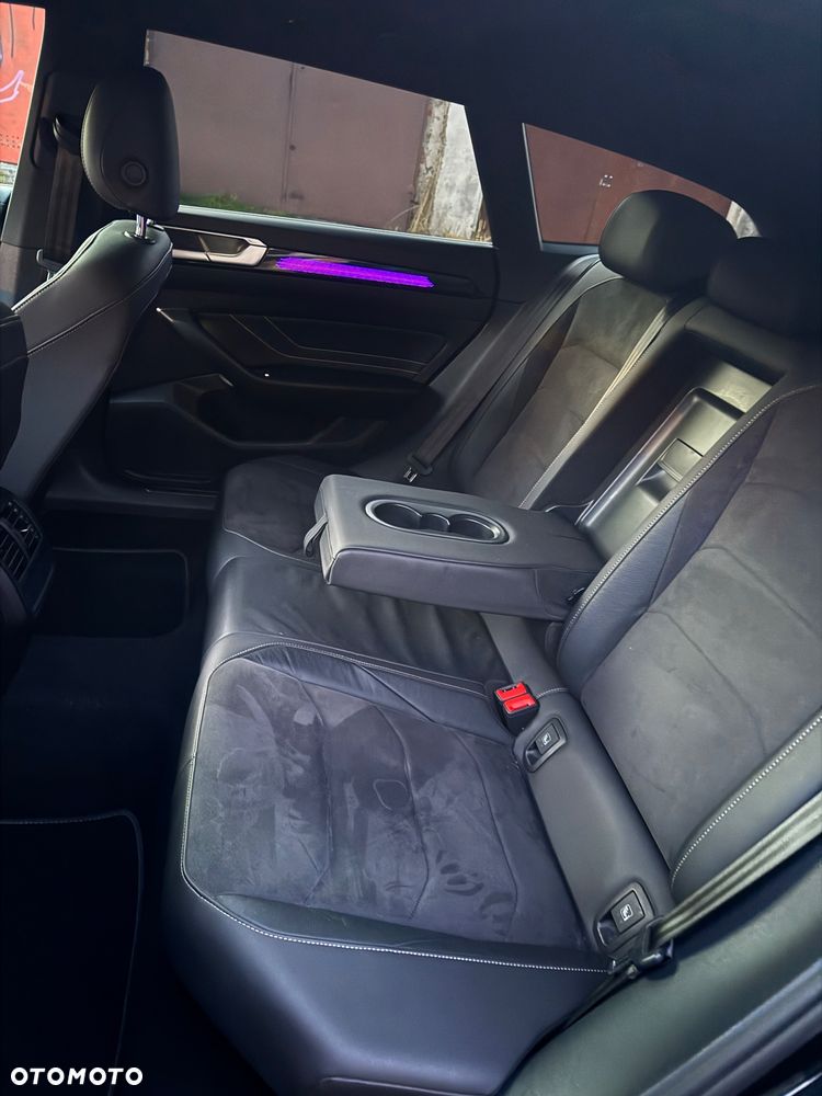 Volkswagen Arteon 2.0 TDI SCR DSG R-Line - 20