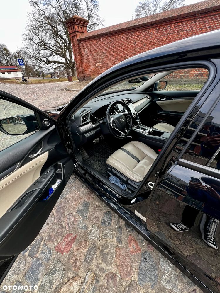 Honda Civic 1.5 T Executive CVT - 17