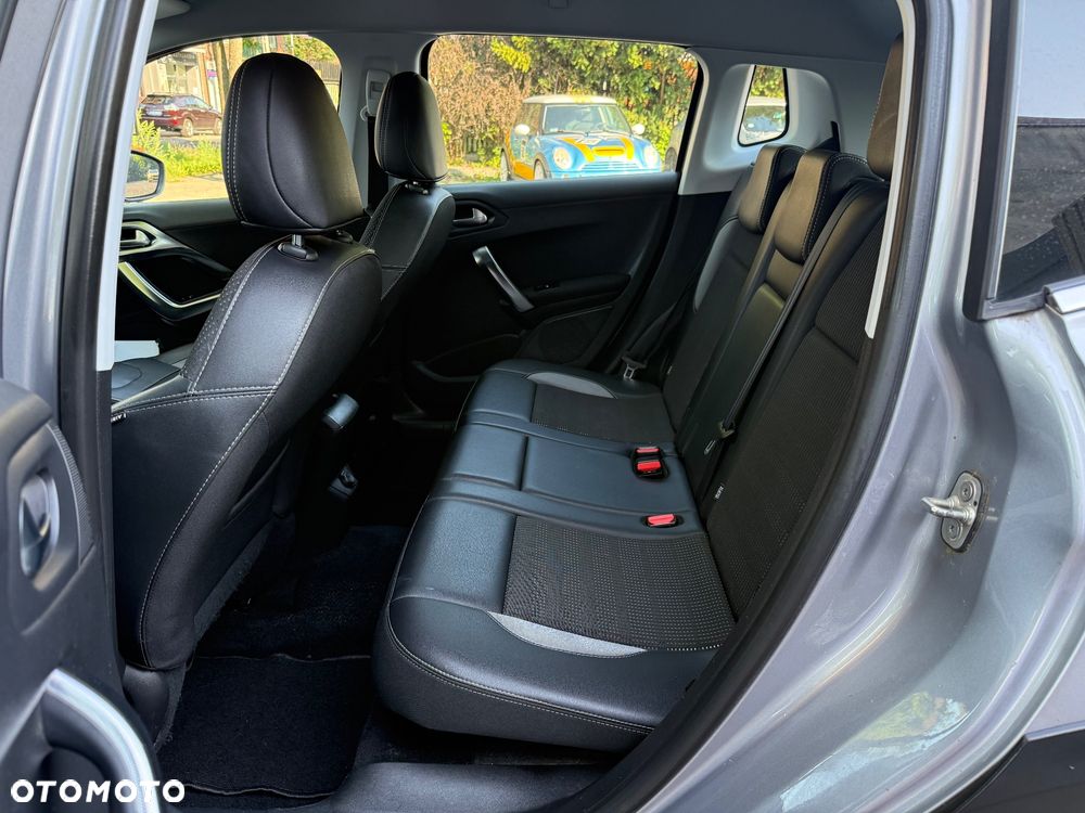 Peugeot 2008 1.2 Pure Tech GPF Crossway S&S - 7