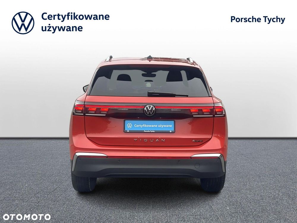 Volkswagen Tiguan - 32