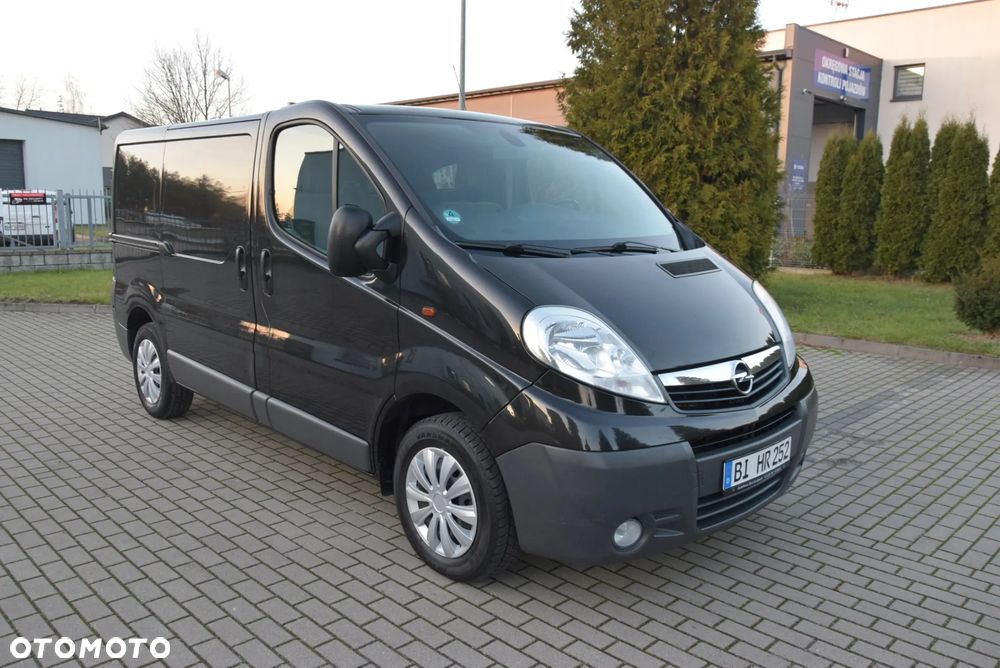 Opel vivaro - 1