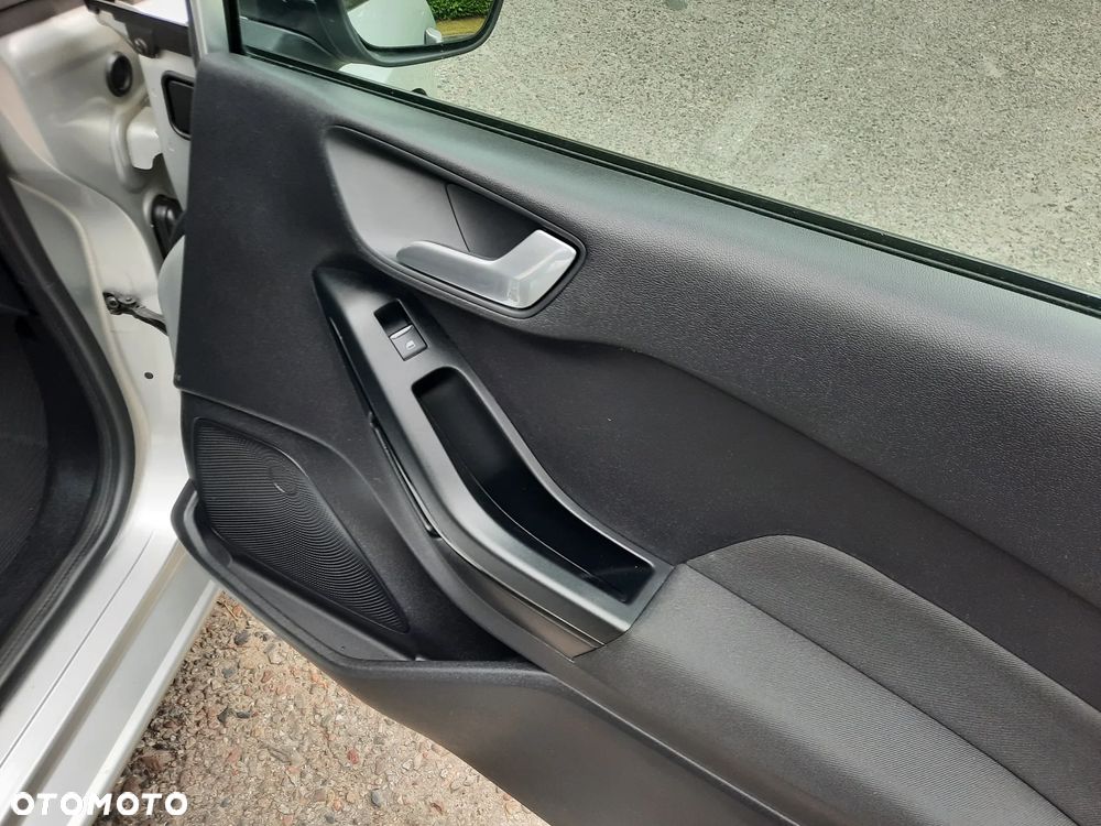 Ford Fiesta 1.0 EcoBoost S&S TITANIUM - 14