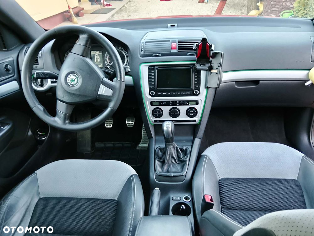 Skoda Octavia 2.0 TDI RS - 4