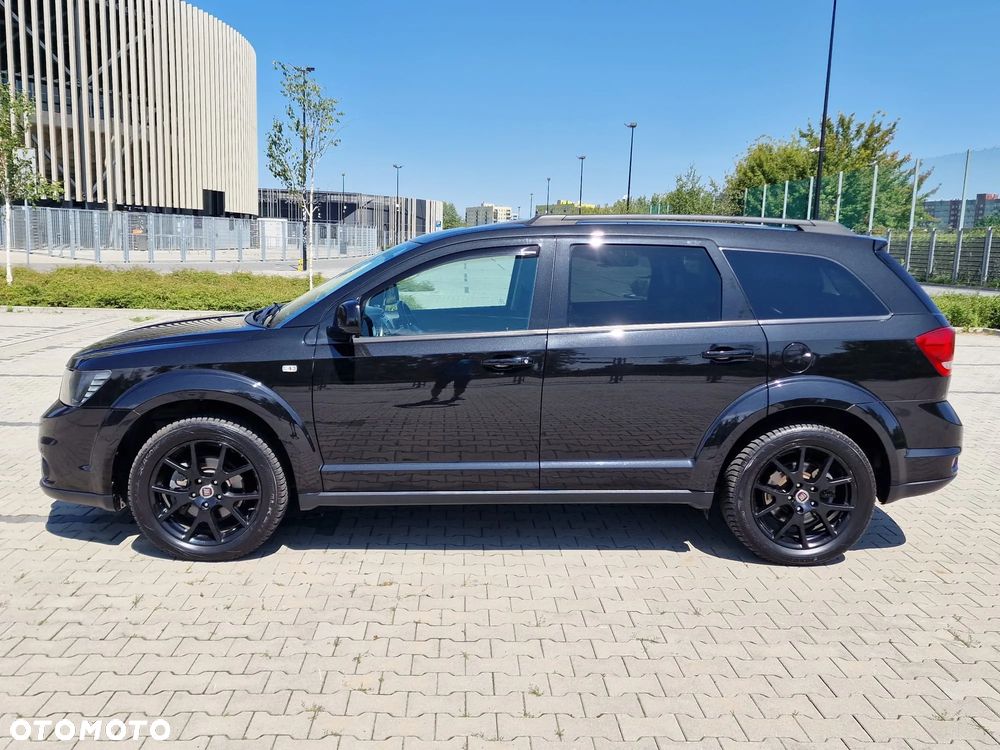 Fiat Freemont 2.0 Multijet 16V DPF Automatik Allrad Black Code - 4