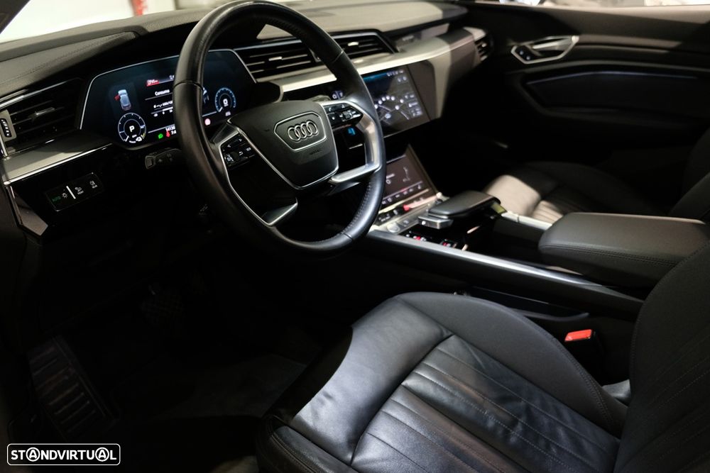 Audi e-tron 55 quattro Advanced - 10