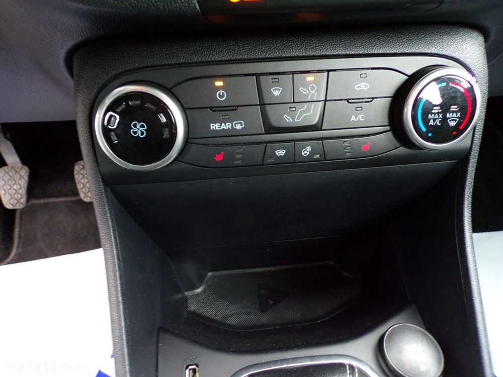 Ford Fiesta - 22