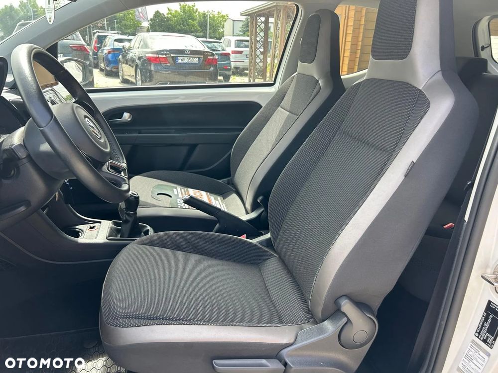 Volkswagen up! 1.0 take CityLine - 12
