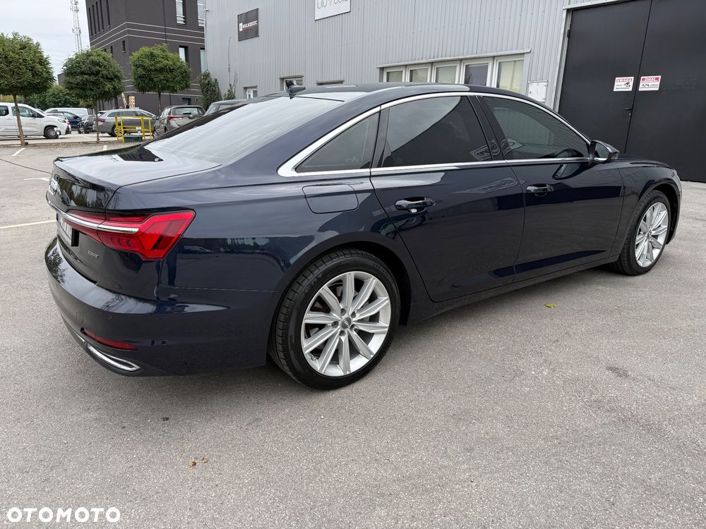 Audi A6 - 6