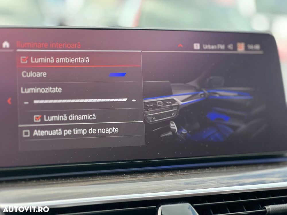 BMW Seria 5 530i AT MHEV - 32