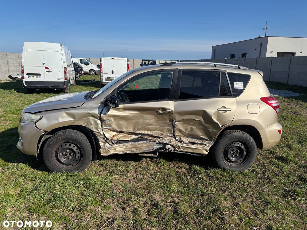 Toyota RAV4 2.2 D-4D 4x4 - 1