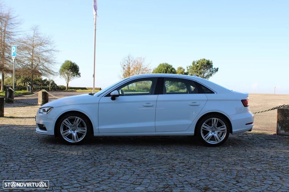 Audi A3 Limousine 1.6 TDI Business Line Attraction Ultra - 10