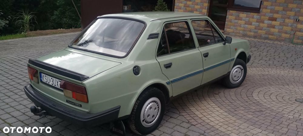 Skoda 120 - 7