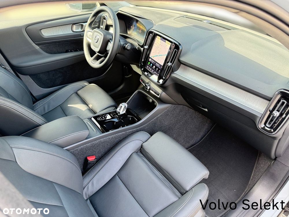 Volvo XC 40 - 28