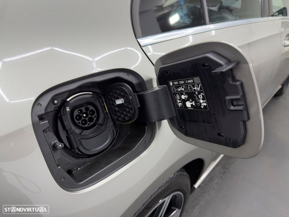 Mercedes-Benz A 250 e 8G-DCT Style - 30