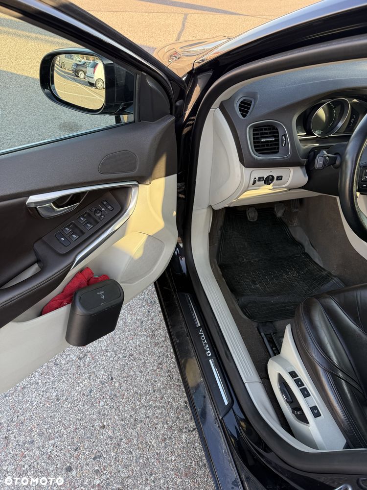 Volvo V40 - 3