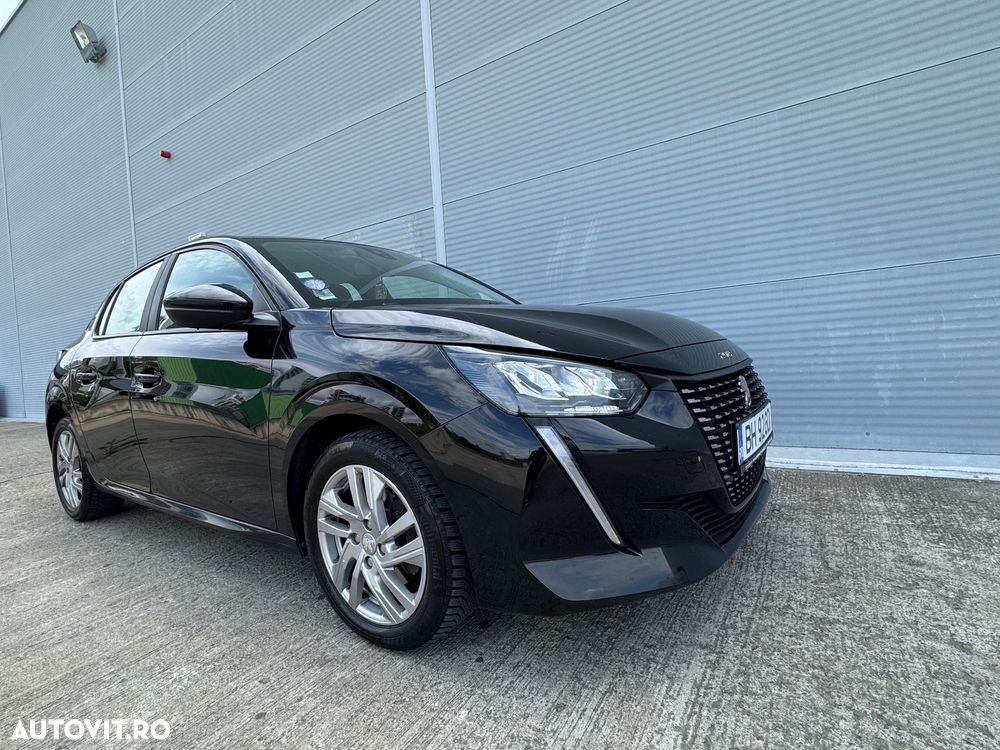 Peugeot 208 - 13