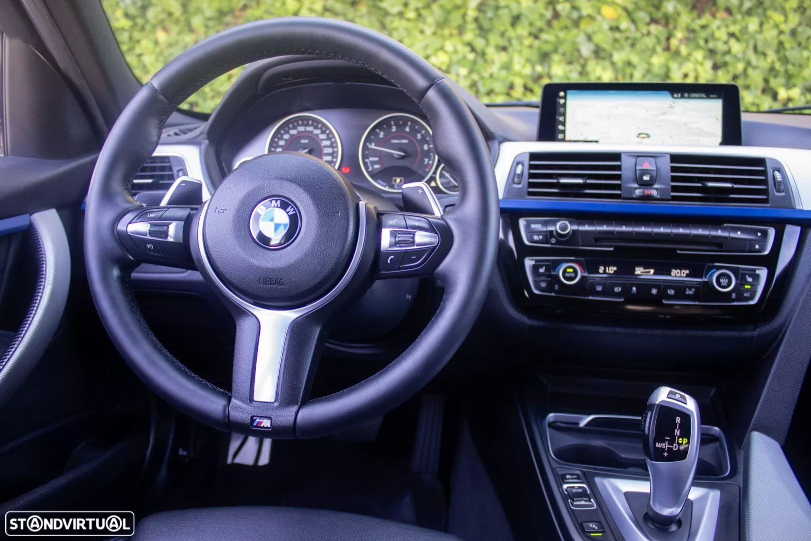 BMW 330 e iPerformance Pack M - 15