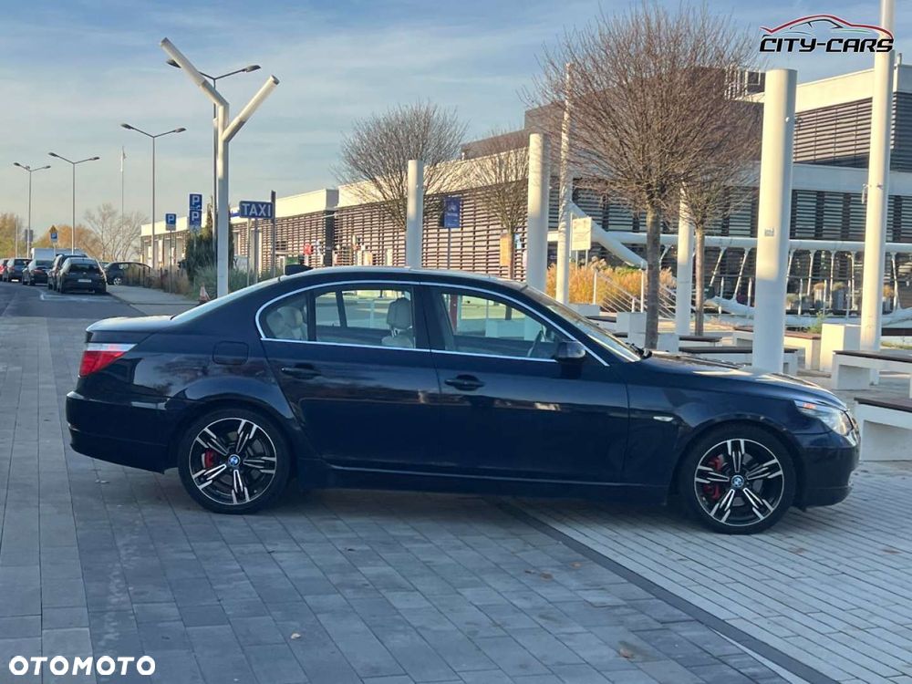 BMW Seria 5 - 32