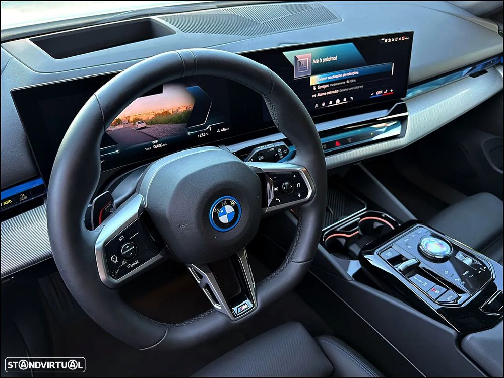 BMW i5 eDrive40 Pack Desportivo M Pro - 29