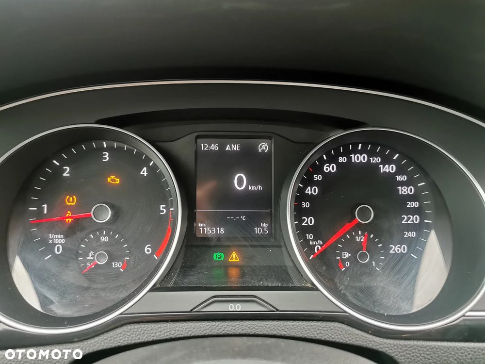 Volkswagen Passat 2.0 TDI (BlueMotion Technology) DSG Comfortline - 18