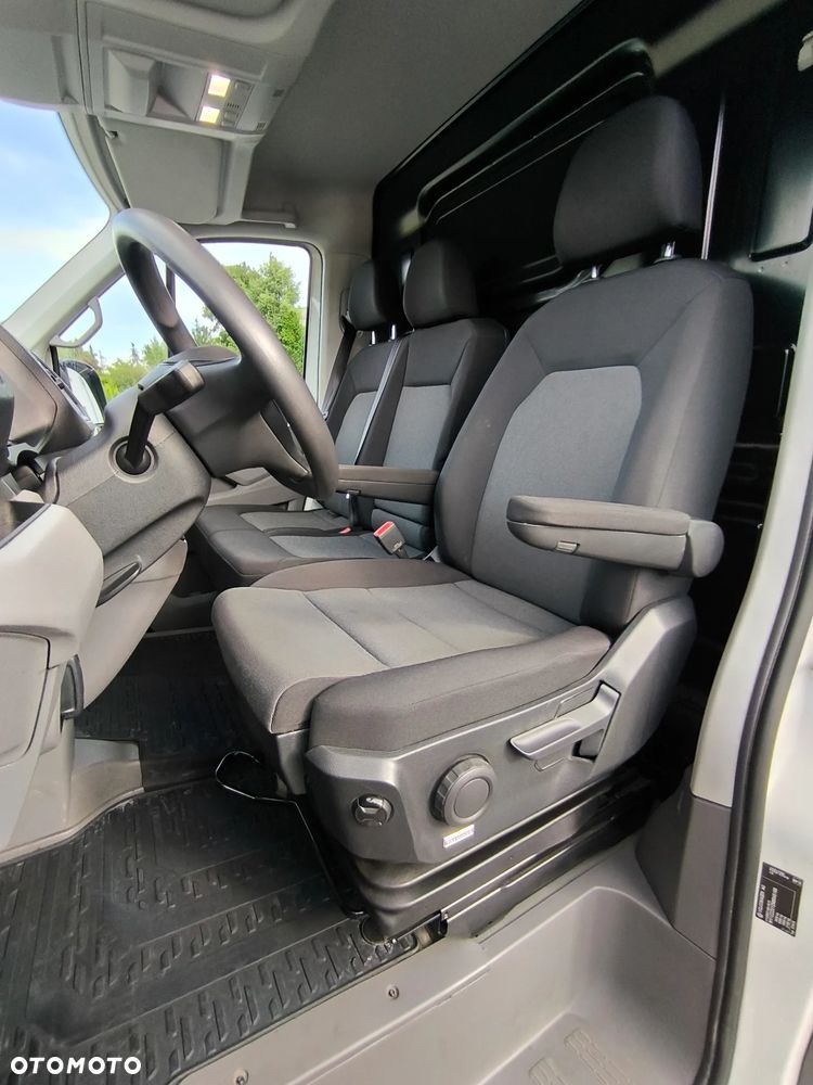 Volkswagen Crafter - 16