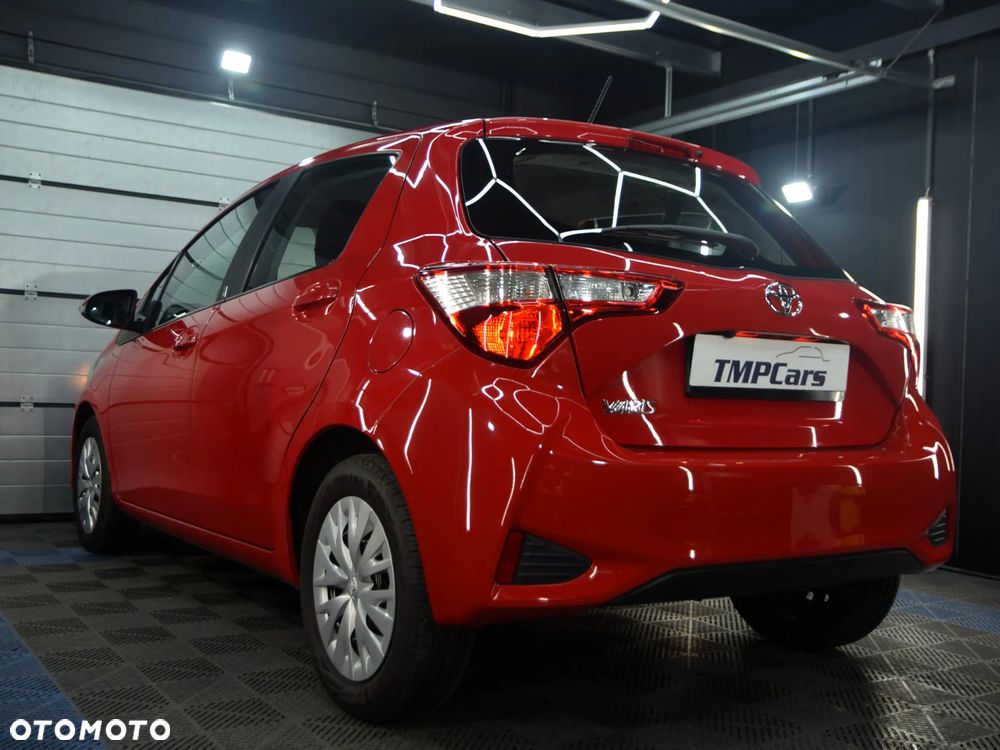 Toyota Yaris 1.5 Premium - 4