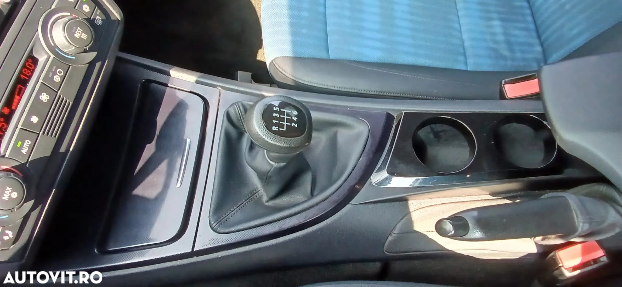 BMW Seria 1 118d - 10