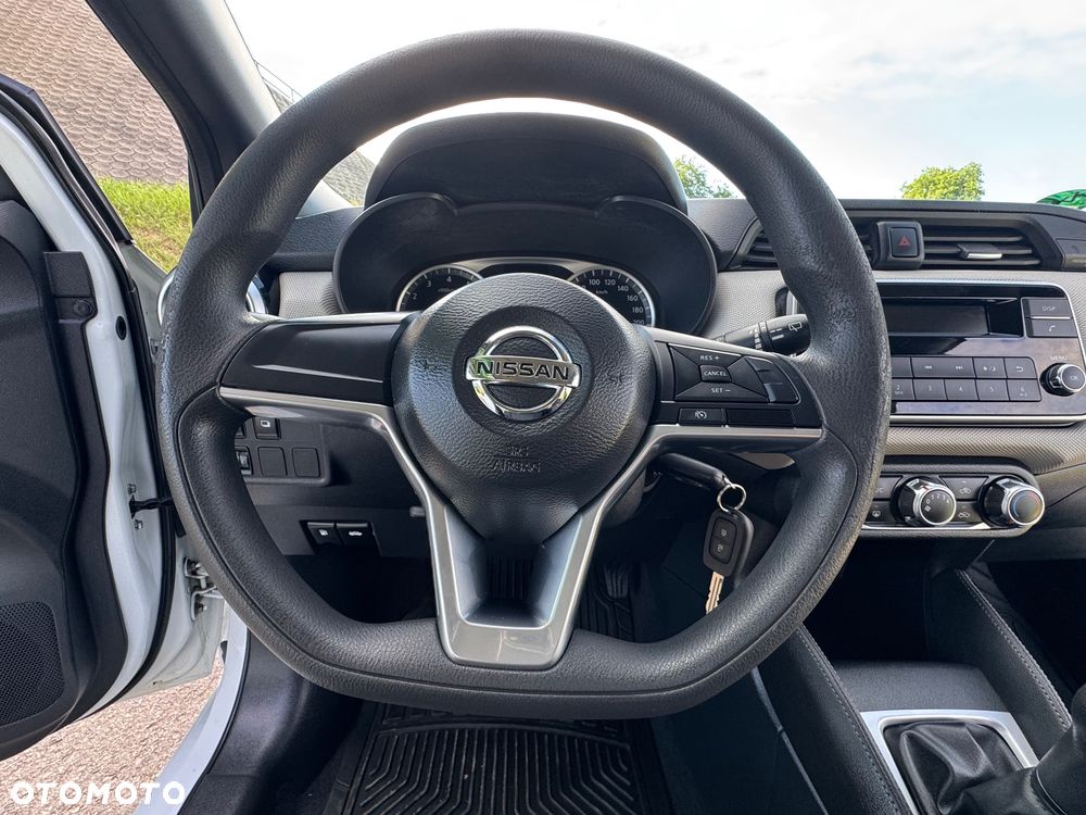 Nissan Micra 1.0 Visia Plus - 36