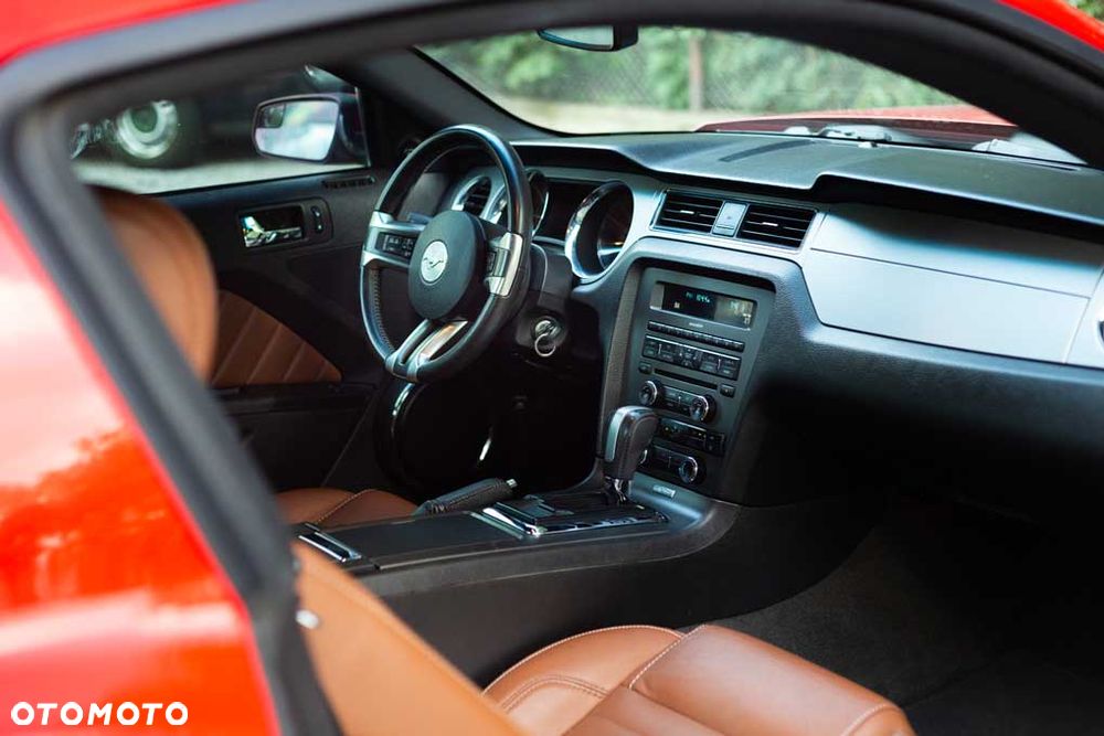 Ford Mustang 3.7 V6 Premium - 18