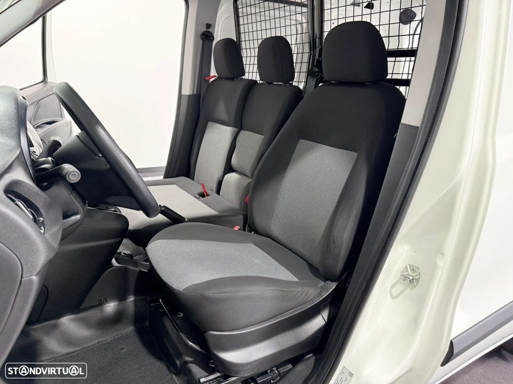 Fiat DOBLO CARGO 1.3 M-JET 95 CV - 3 LUGARES - IVA DEDUTIVÉL - 6